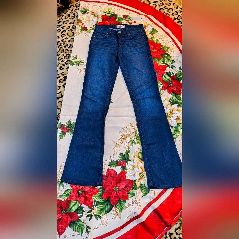 PAIGE Manhatten Boot Cut Hi Waisted Dark Blue Flare Jeans Sz 24